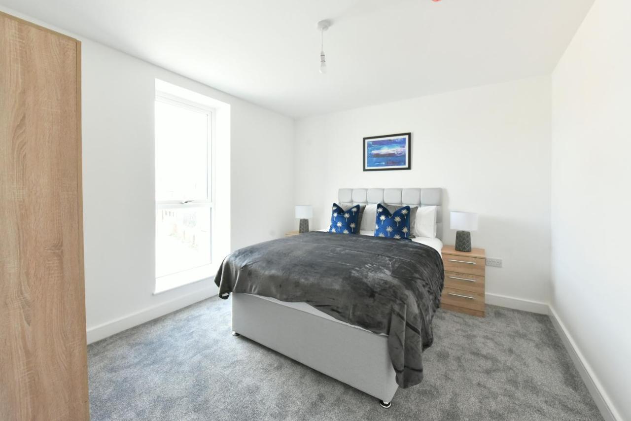 The Breath Taking Cube Aparthotel Pontefract Luaran gambar
