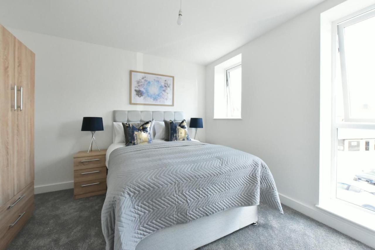 The Breath Taking Cube Aparthotel Pontefract Luaran gambar