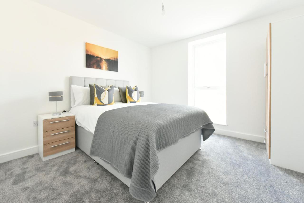 The Breath Taking Cube Aparthotel Pontefract Luaran gambar