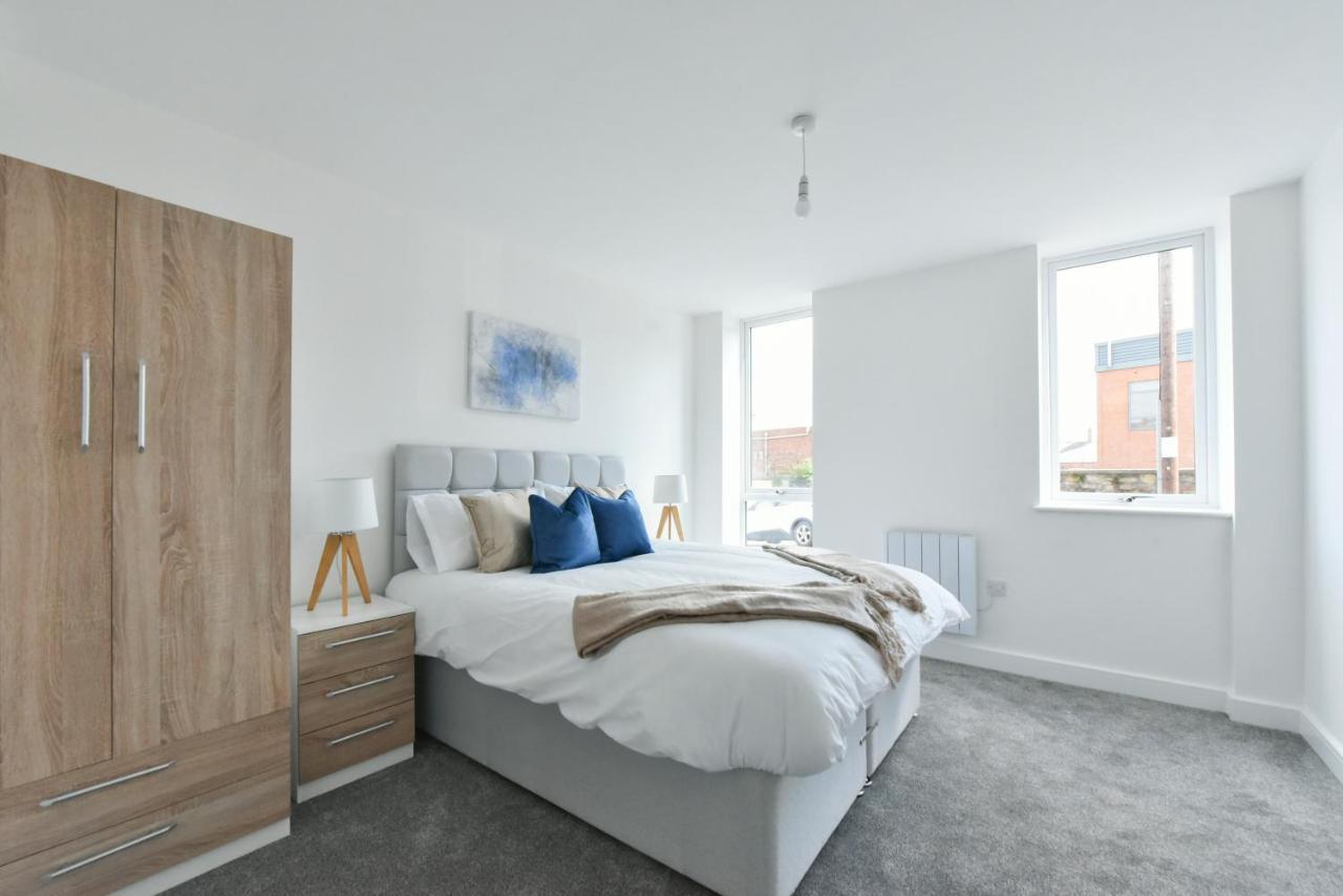 The Breath Taking Cube Aparthotel Pontefract Luaran gambar