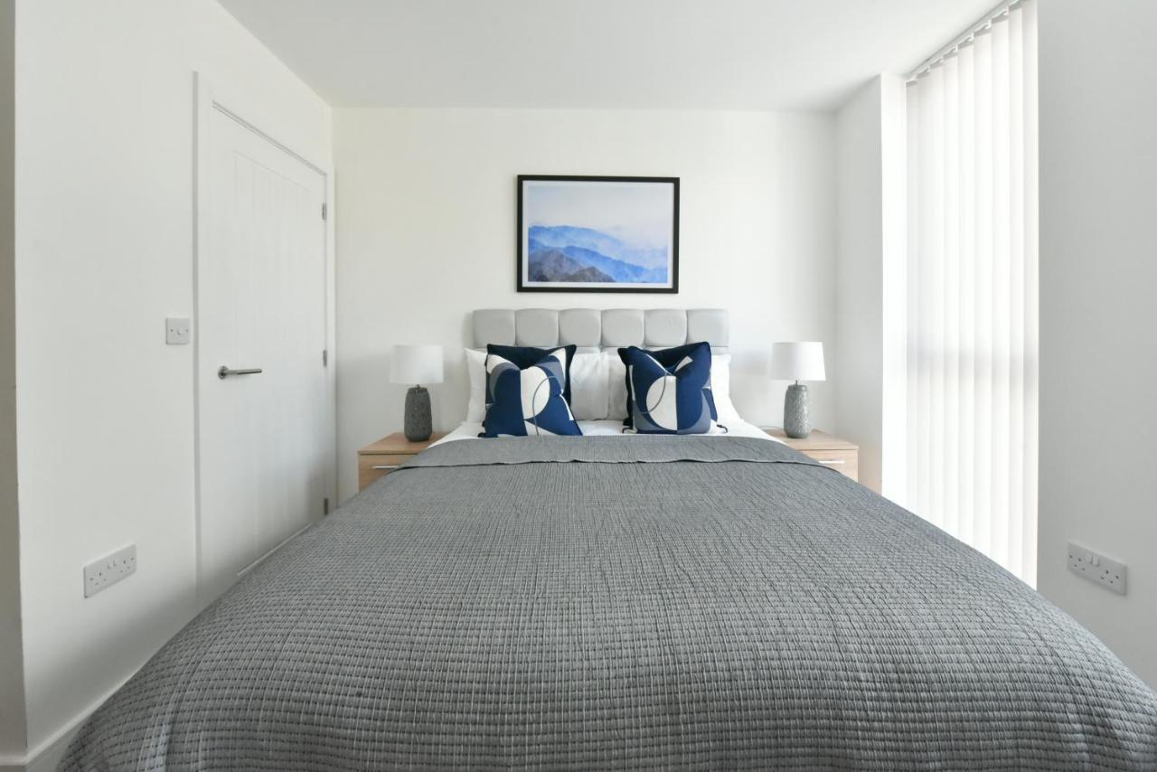 The Breath Taking Cube Aparthotel Pontefract Luaran gambar