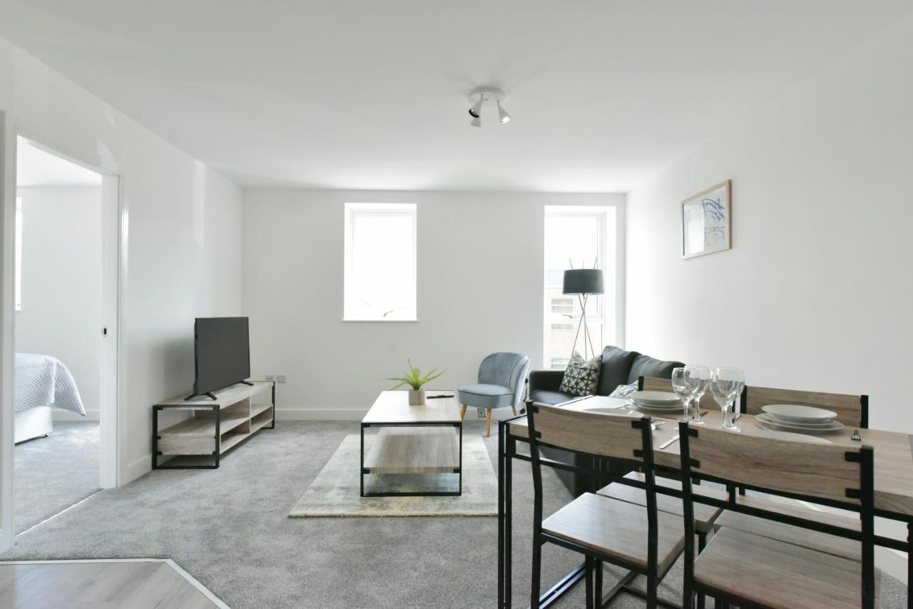 The Breath Taking Cube Aparthotel Pontefract Luaran gambar