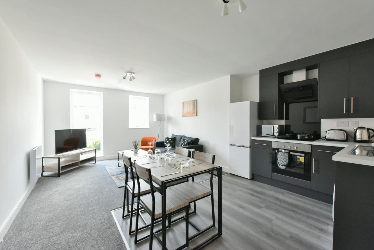 The Breath Taking Cube Aparthotel Pontefract Luaran gambar